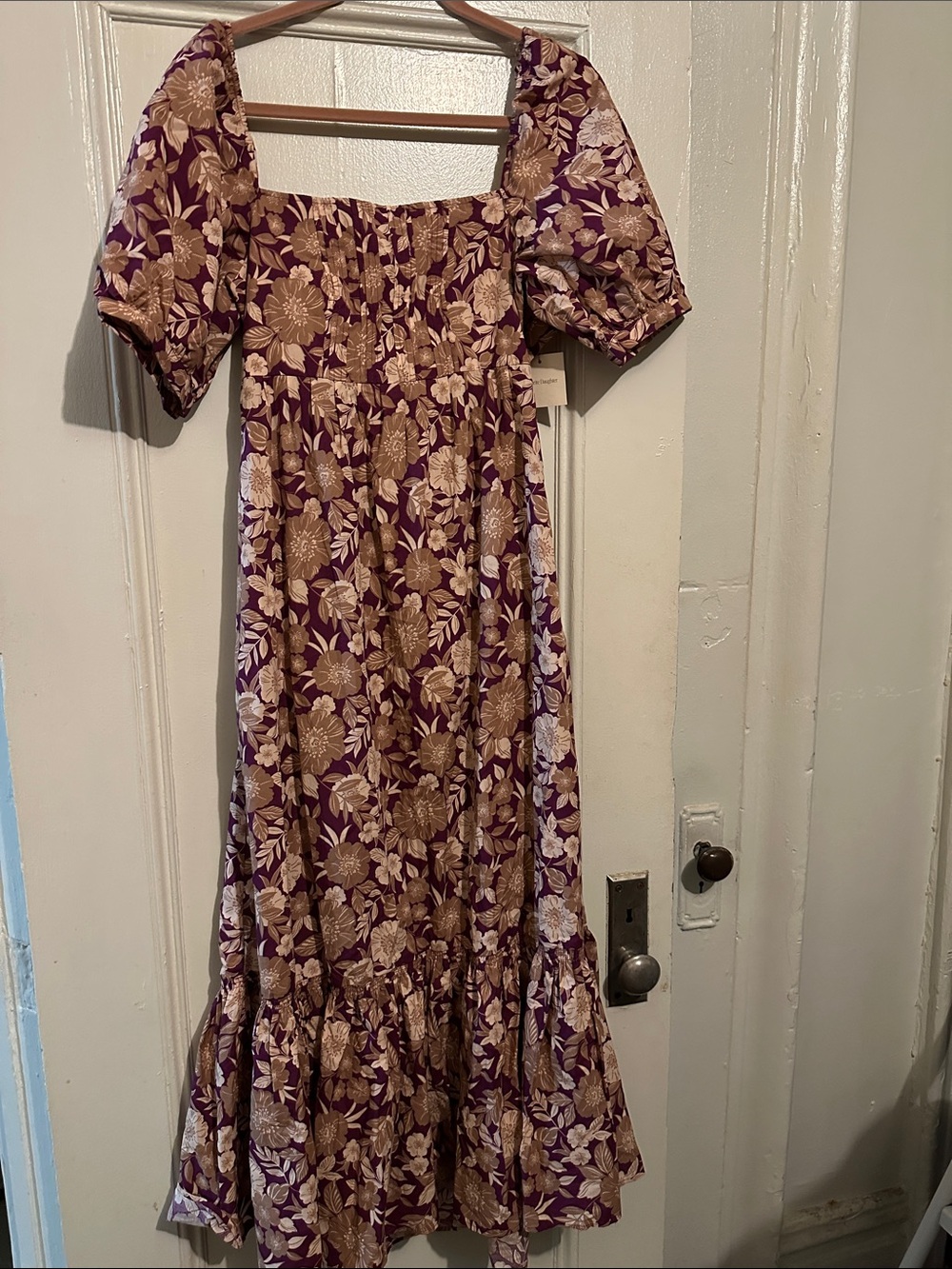 NWT Favorite Daughter Purple Floral Puff-Sleeve Midi Dress. 45”L x 16”W. Size 12